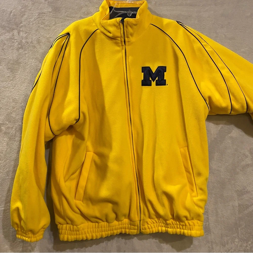 Michigan Jacket Men’s XL Blue Yellow FullZip Reversible GIII University